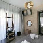 The Euphoria Club Luxury Pefkochori