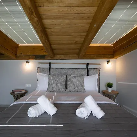 The Euphoria Club Luxury Villa Pefkochori
