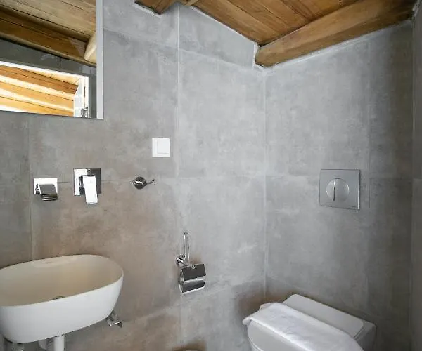 The Euphoria Club Luxury Pefkochori
