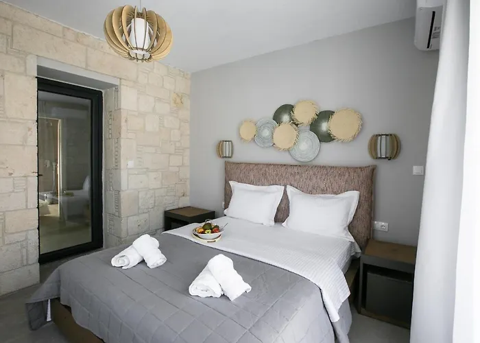 The Euphoria Club Luxury Villa